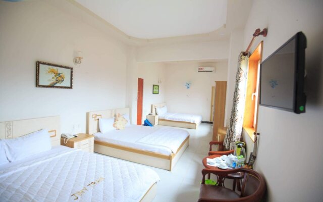 Jiny Tran Hotel