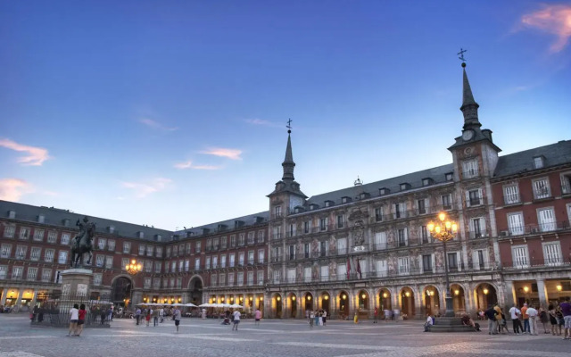 The Hat Madrid - Hostel