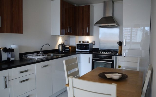 1 Bedroom Modern Apartment in Notting Hill