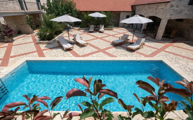 Villa Jokić Dvori