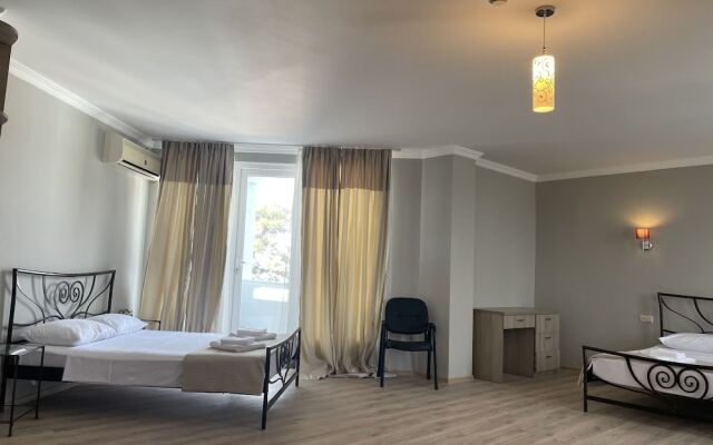 Hotel Argo
