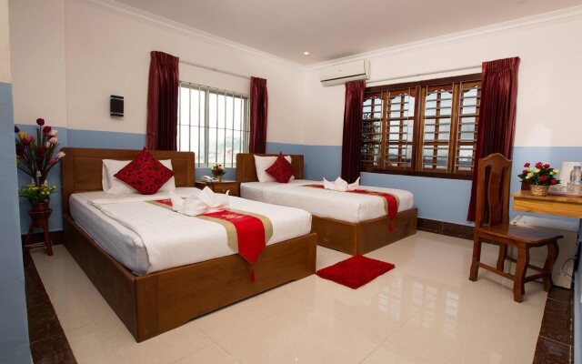 Queen Wood Hotel