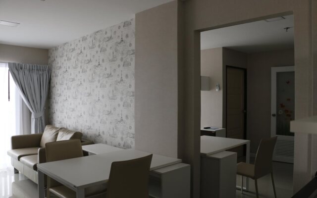 ME Residence & ME Condominium