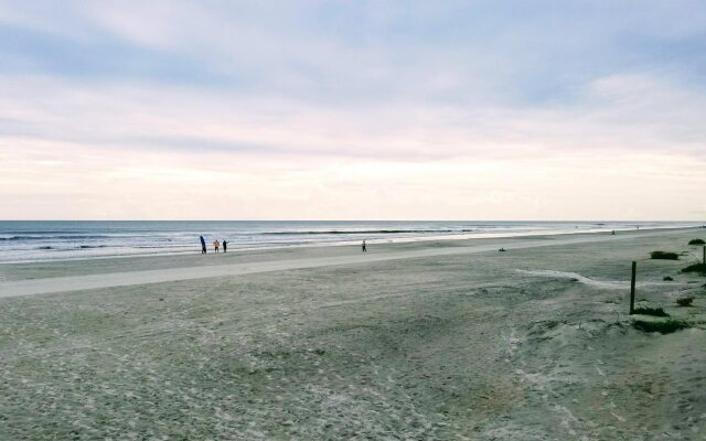 Grand Prix Motel on the Beach