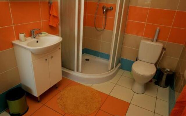 ANTONIO APARTMEnT