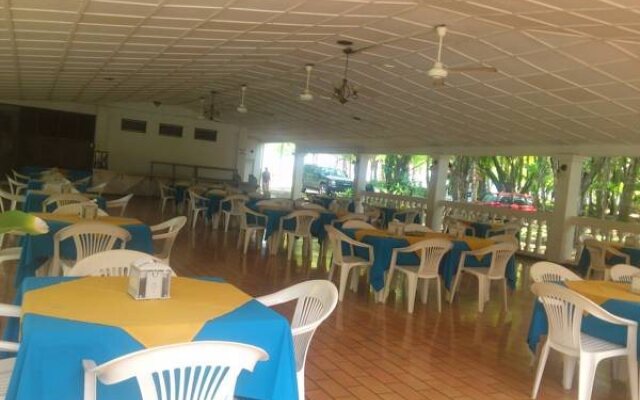 Hotel La Isla