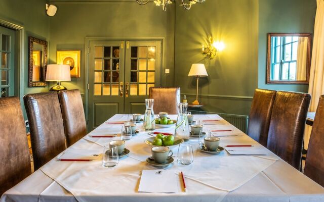 The Black Lion, Long Melford
