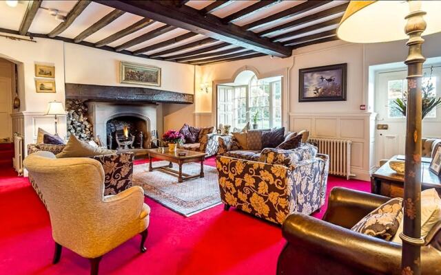 Low Graythwaite Hall Country House