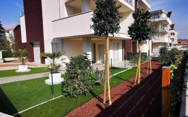 Maisonette Modena Park