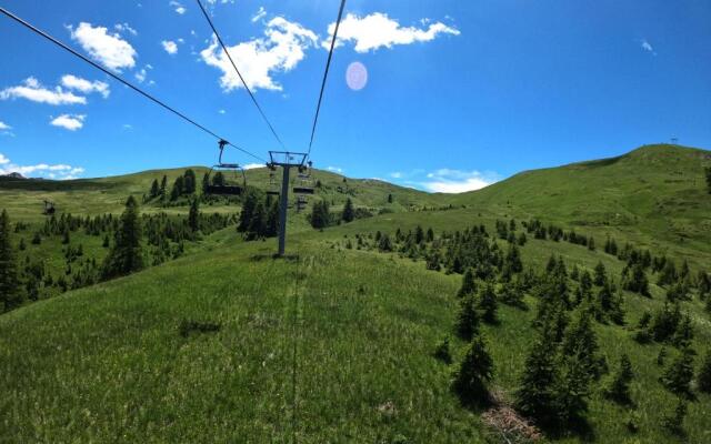 Le Chaberton, rénové en 2021, pied des pistes et spa