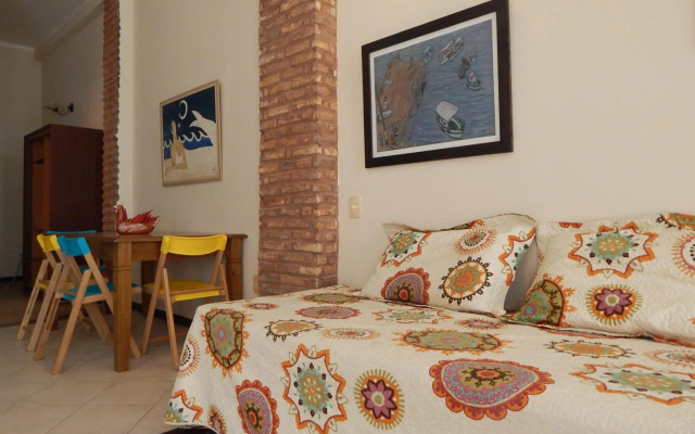 Solar do Carmo Suites & Apartments