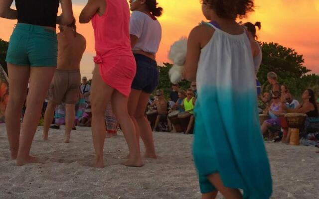 Casey Key Resorts - Beachfront