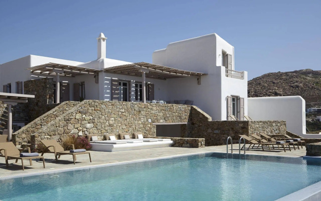 Elia White Residence