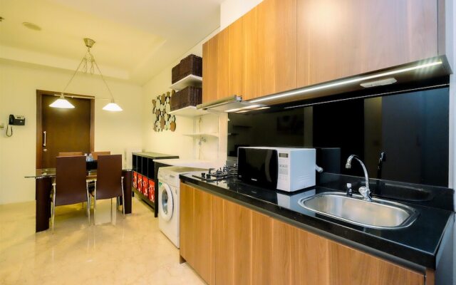 Good Deal And Strategic 1Br L'Avenue Apartment