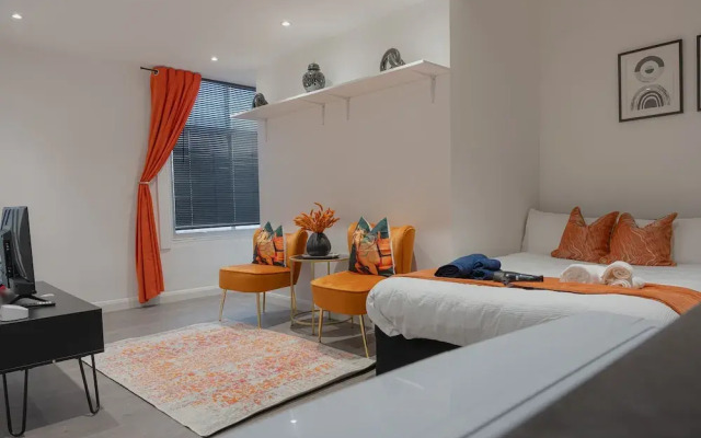 Luxe Studio Apartment in Leicester City Center