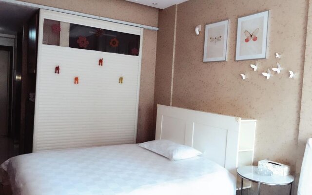 Qingfengxiaozhu Hotel