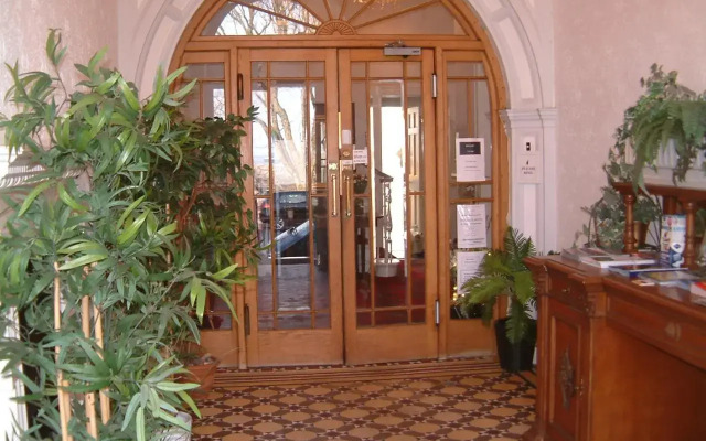 The Terrace Hotel