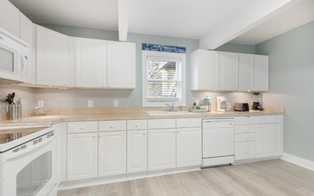 LaCasa Atlantica Unit B