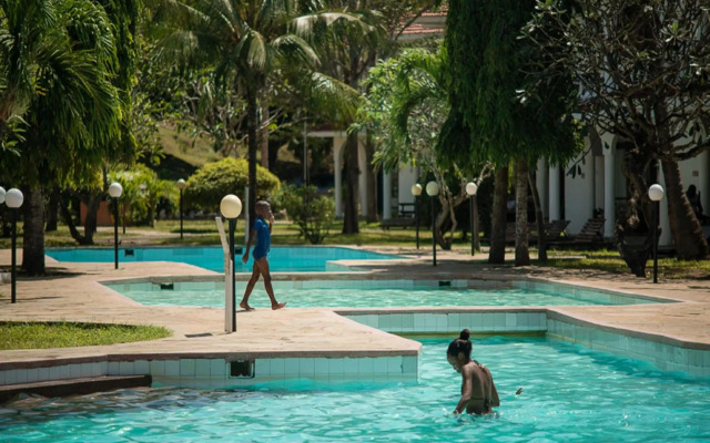 Bahari Dhow Beach Villas