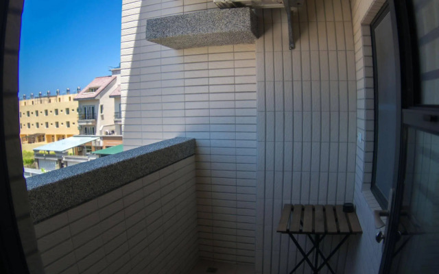 Waverider House