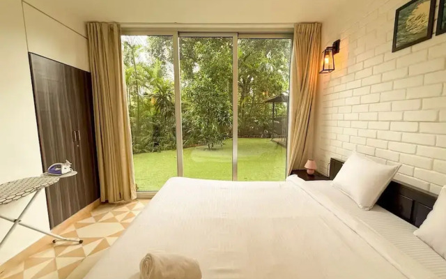 Modern 2bhk w Pool Access 5km to Coco Beach