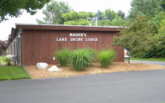 Nader's Motel & Suites