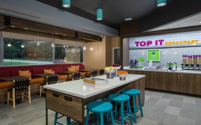 Tru by Hilton Columbus Airport