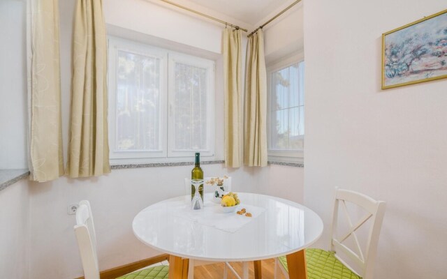 Awesome Apartment in Krk With Wifi and 1 Bedrooms