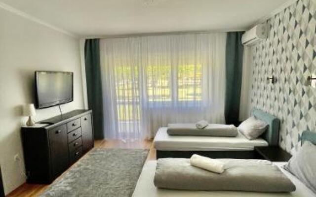 Weninger Apartman Lakas
