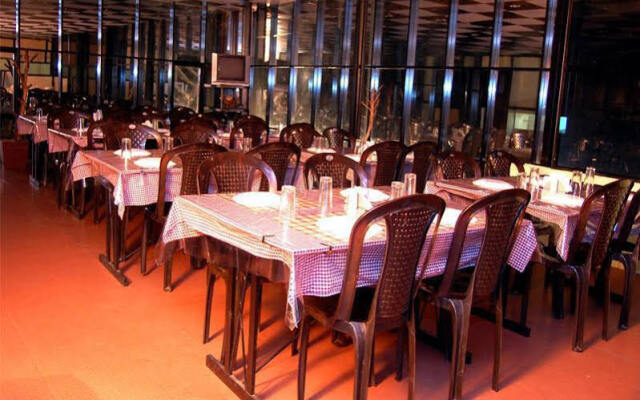 Hotel Club9 Holidays