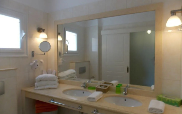 Myrties Boutique Apartments