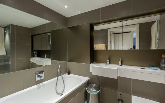 Stylish 2 Bed Flats Near US Embassy