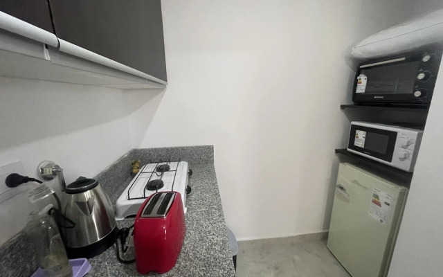 Modern Studio With Open Views, Pool, and 24-hour Security