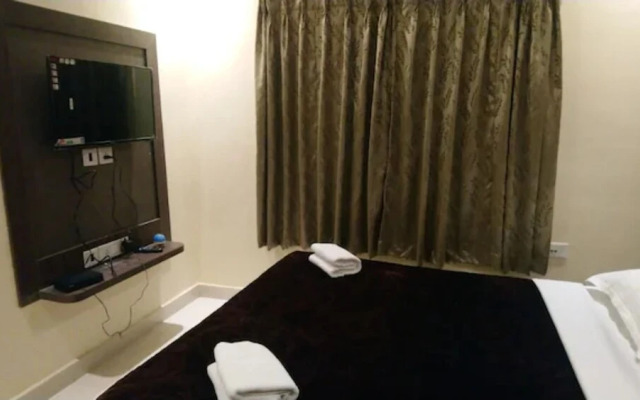 Goroomgo Hotel Home Town Puri