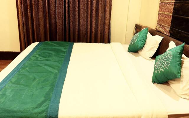 OYO Premium New Alipore South Kolkata