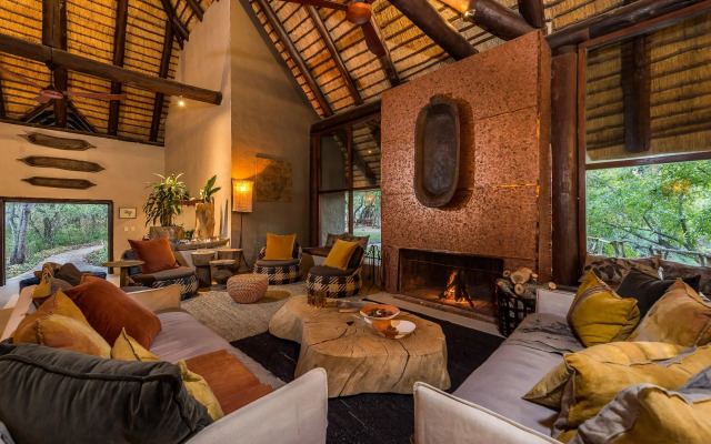 Sabi Sabi Little Bush Camp