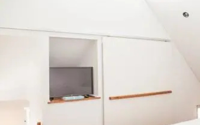 Pacific Terraces 2, 38 Pacific Street