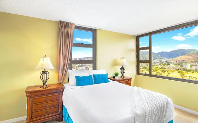 Waikiki Banyan 1BR Condos with No Parking