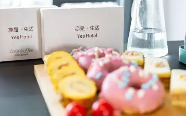 Yes Hotel