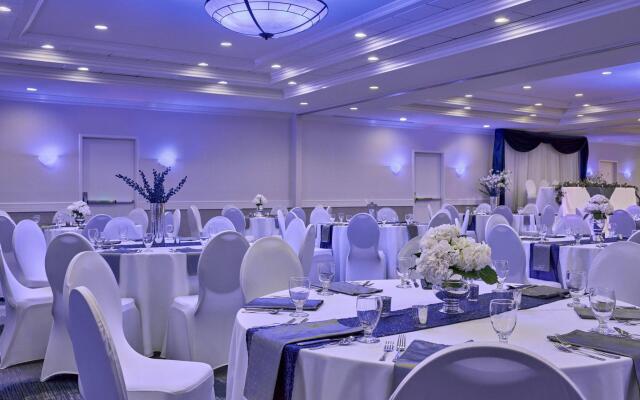 Delta Hotels by Marriott Muskegon Convention Center