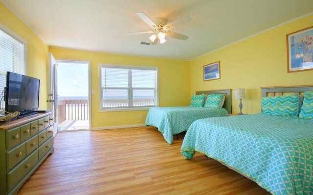 4 Crabs By The Sea - 6 Br Home