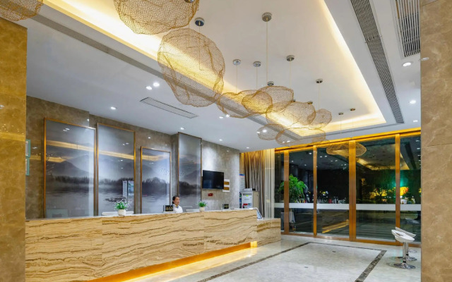 Manhattan Hotel Guilin Liangjiang Sihu Arctic Plaza