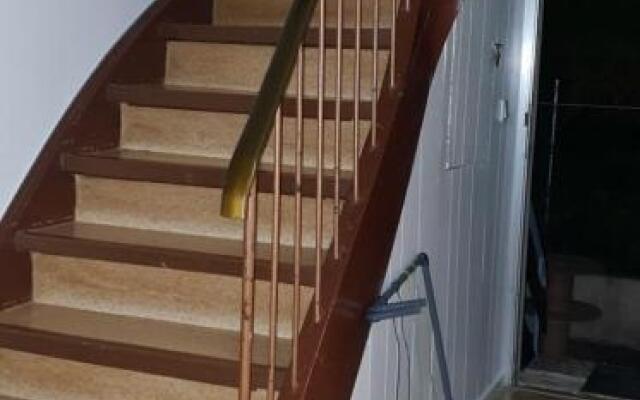 Private Unterkunft Askinartar