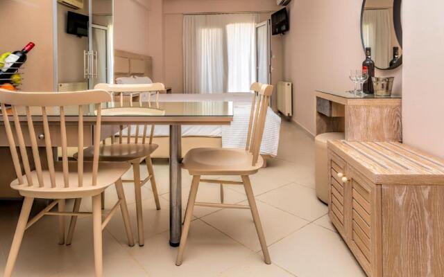LE MONDE Apartments