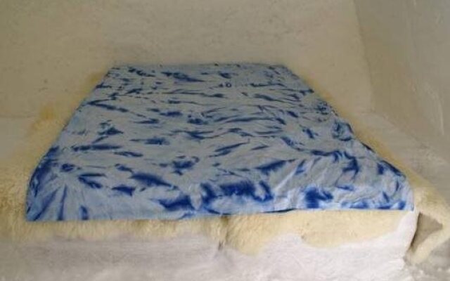 Snow Hotel