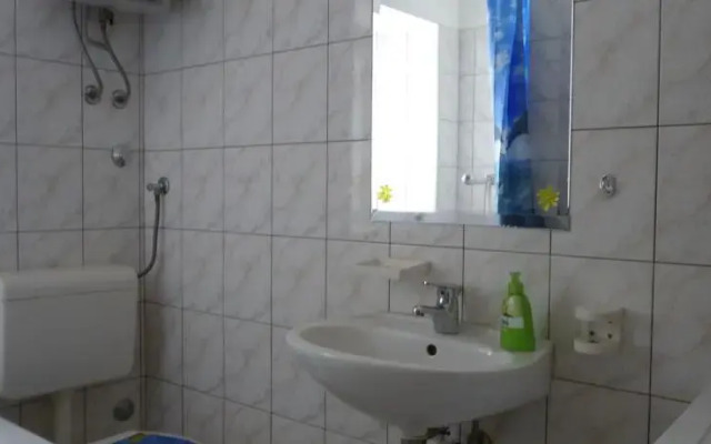 Apartments Ponistra