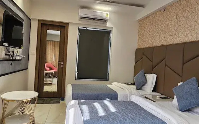 Hotel Carnival