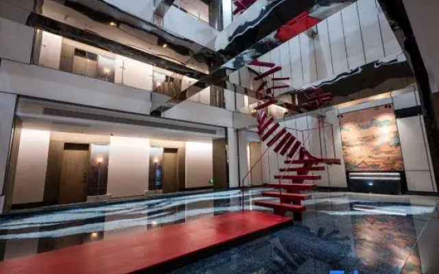 MEHOOD LESTIE Hotel (Xi'an Weiyang Longhu Tianjie Fengcheng 8th Road)
