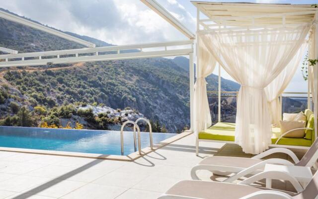 Villa Infinity Wild