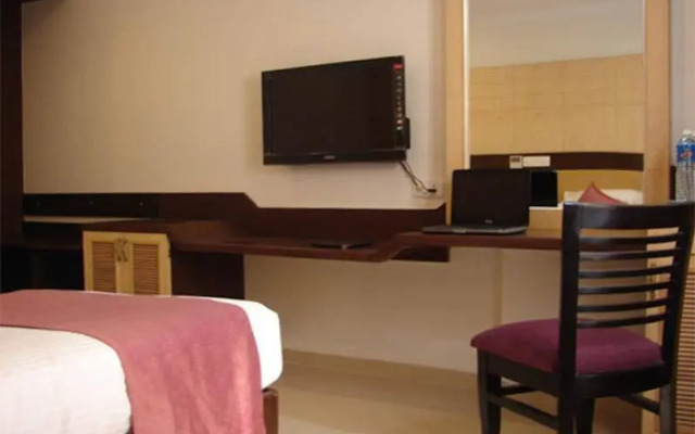 Meenal Hotel